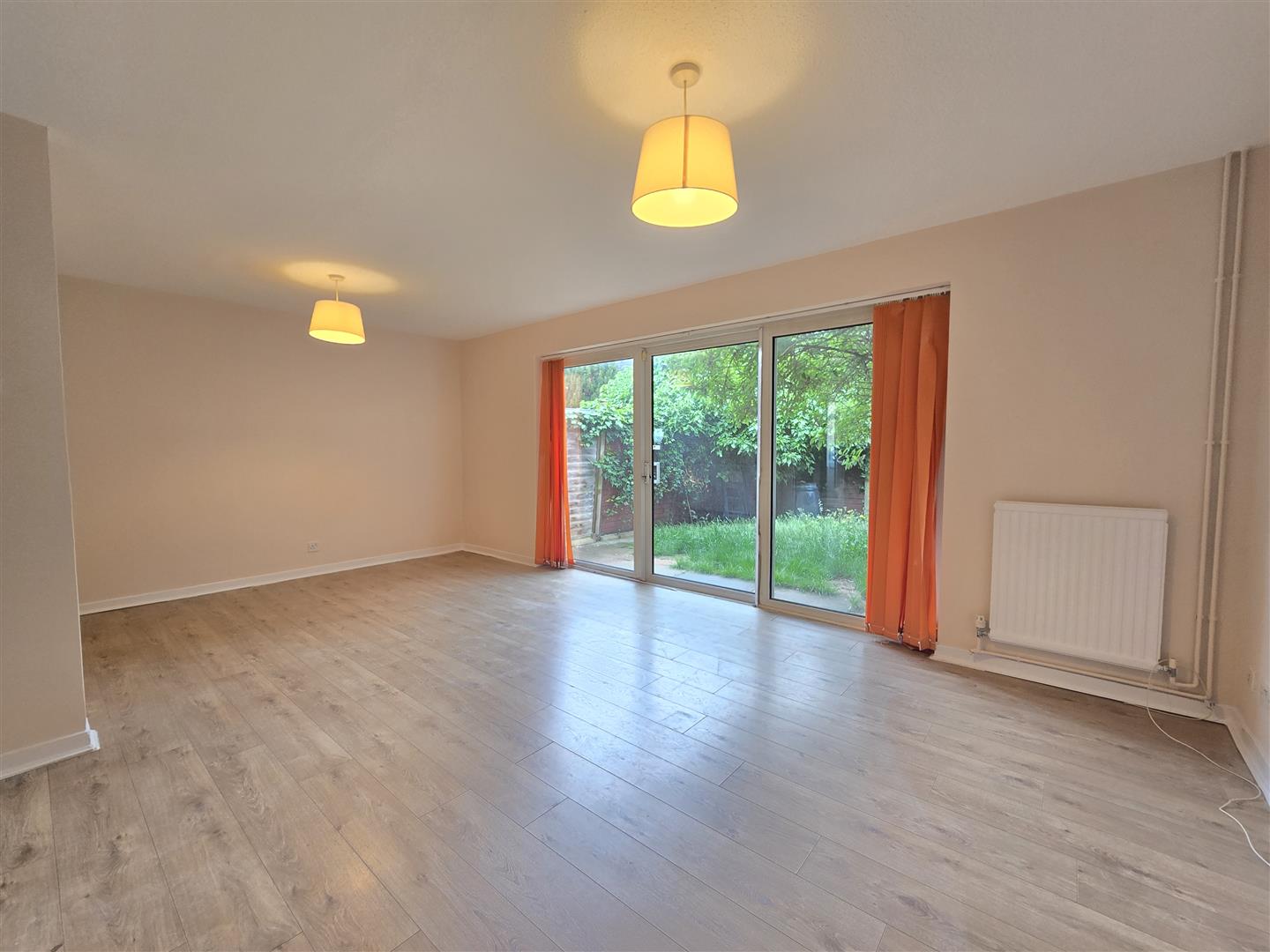 2 bed property in South Ninth Street, Milton Keynes